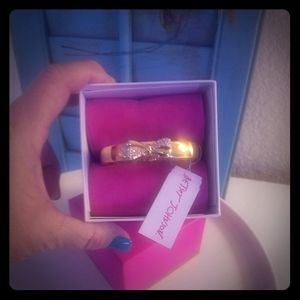 Betsey johnson bracelet